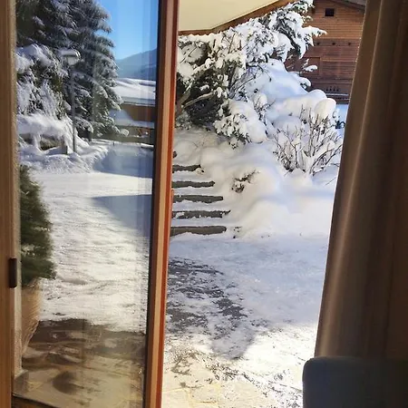 بيت ضيافة Am Wilden Kaiser Landhausstudios المو