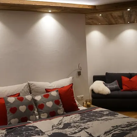 بيت ضيافة Am Wilden Kaiser Landhausstudios *